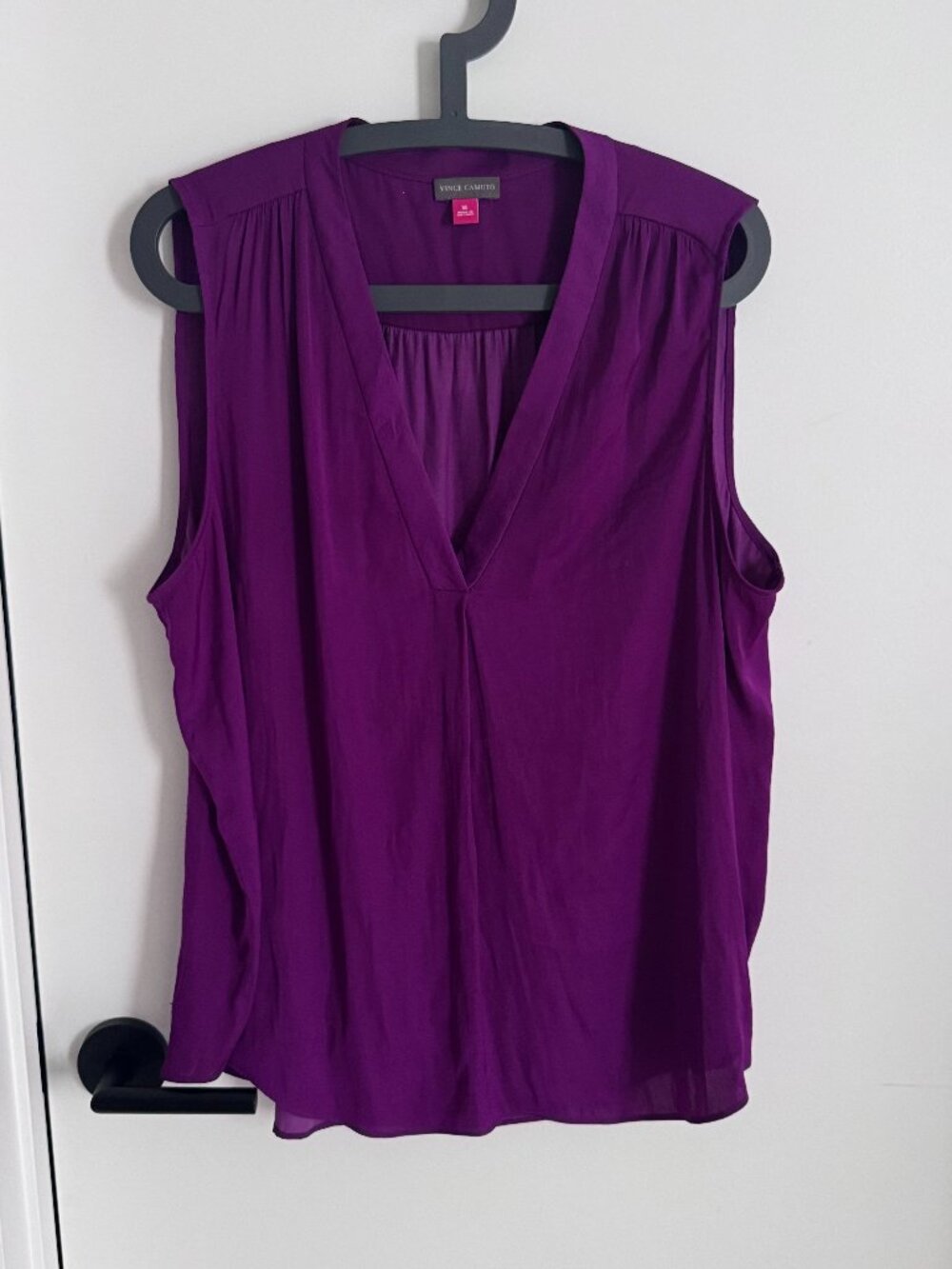 Vince Camuto Purple Sleeveless V-Neck Blouse — XL